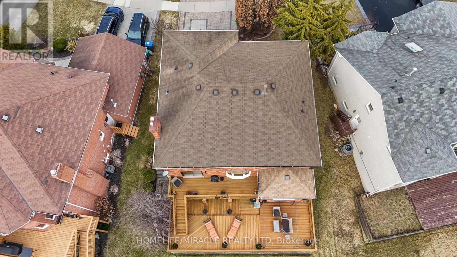 17 Burtree Drive, Brampton, Ontario  L6Z 3K7 - Photo 37 - W12194780