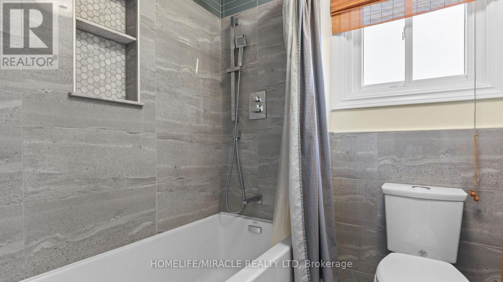 17 Burtree Drive, Brampton, Ontario  L6Z 3K7 - Photo 26 - W12194780