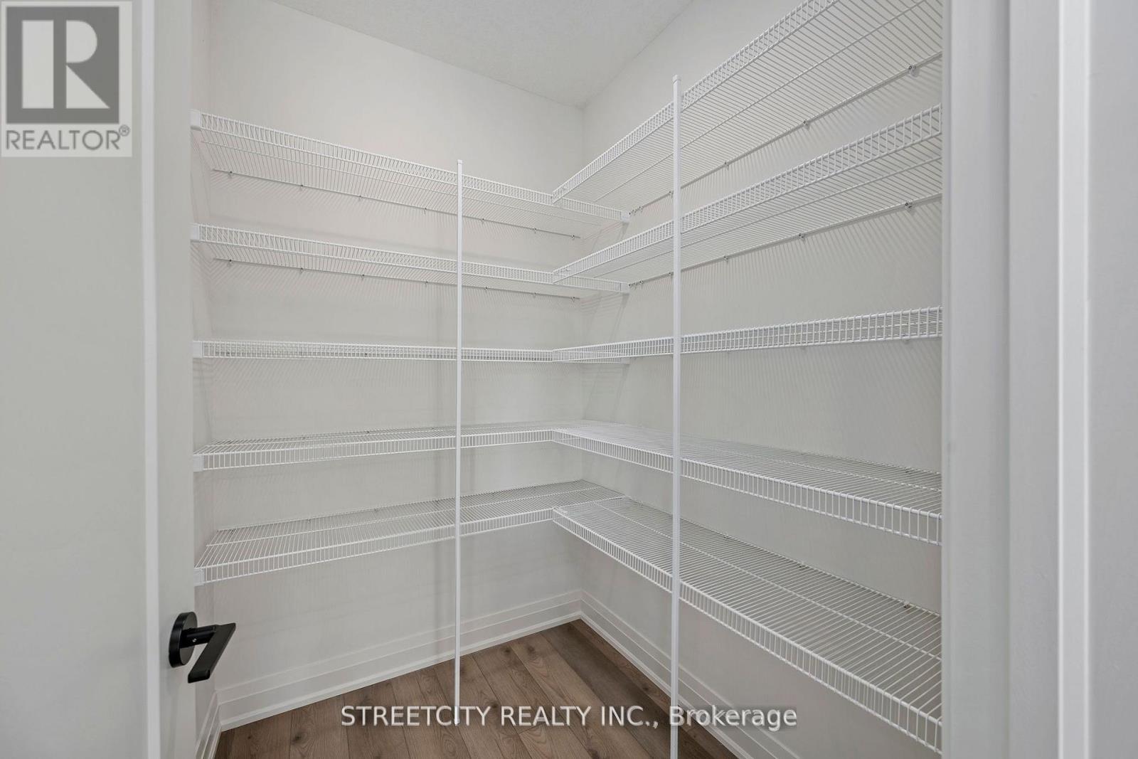 53 Lucas Road, St. Thomas, Ontario  N5R 0R3 - Photo 14 - X12195349