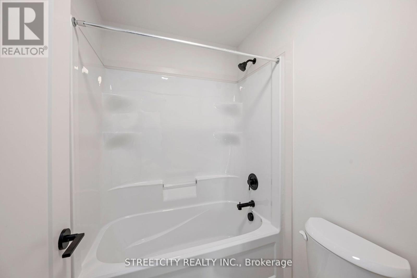53 Lucas Road, St. Thomas, Ontario  N5R 0R3 - Photo 27 - X12195349