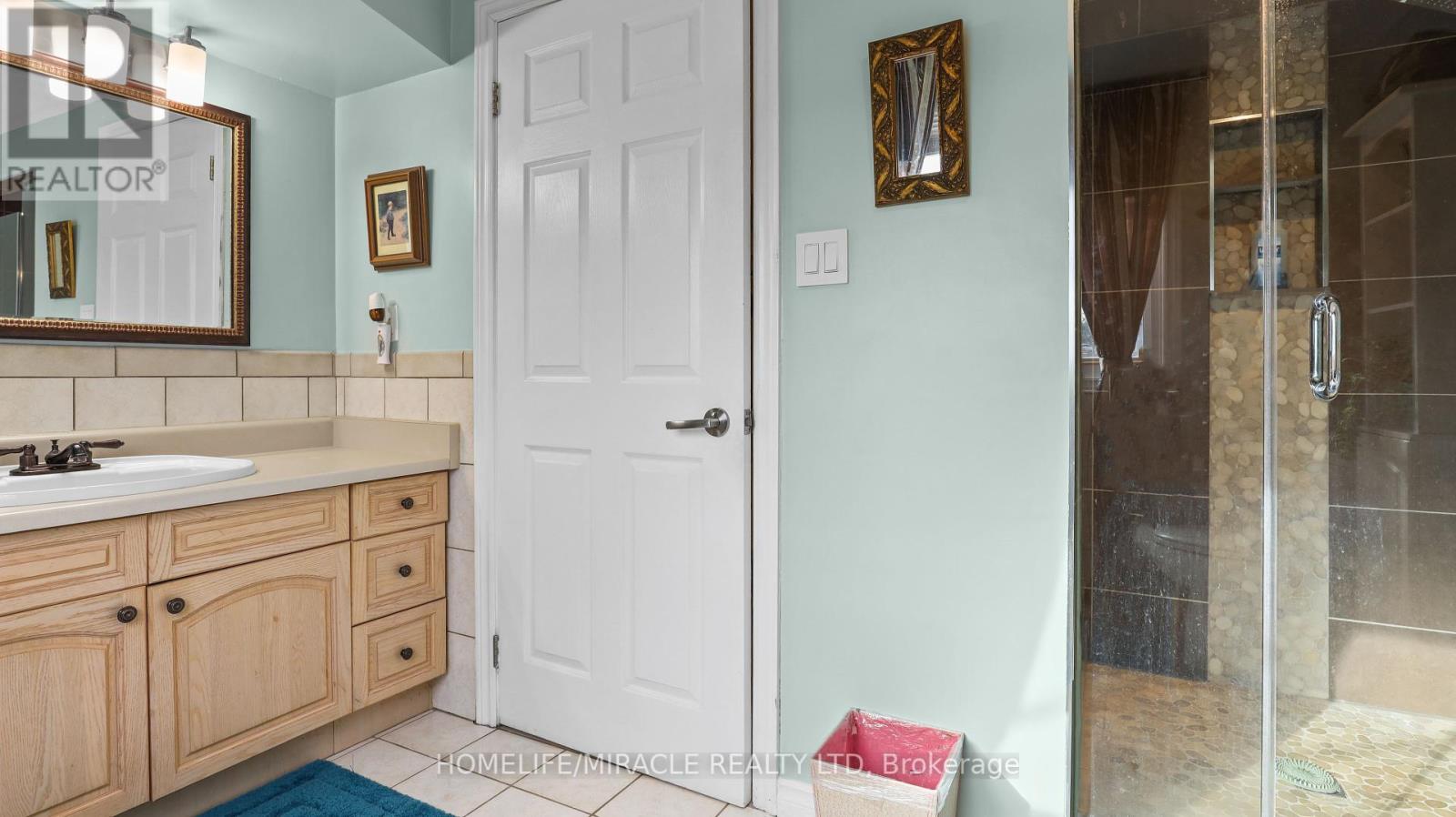 17 Burtree Drive, Brampton, Ontario  L6Z 3K7 - Photo 30 - W12194780