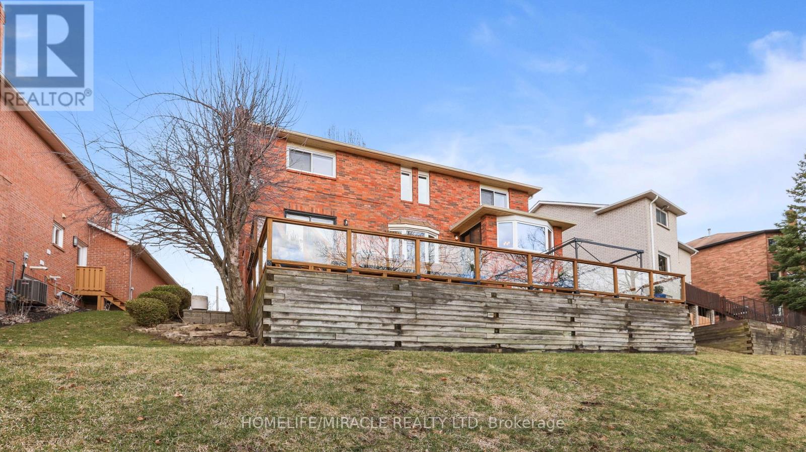 17 Burtree Drive, Brampton, Ontario  L6Z 3K7 - Photo 36 - W12194780