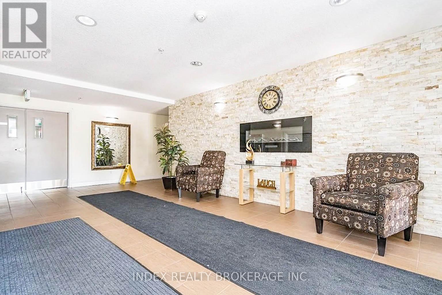 1218 - 8 Dayspring Circle, Brampton, Ontario  L6P 2Z7 - Photo 6 - W12194812