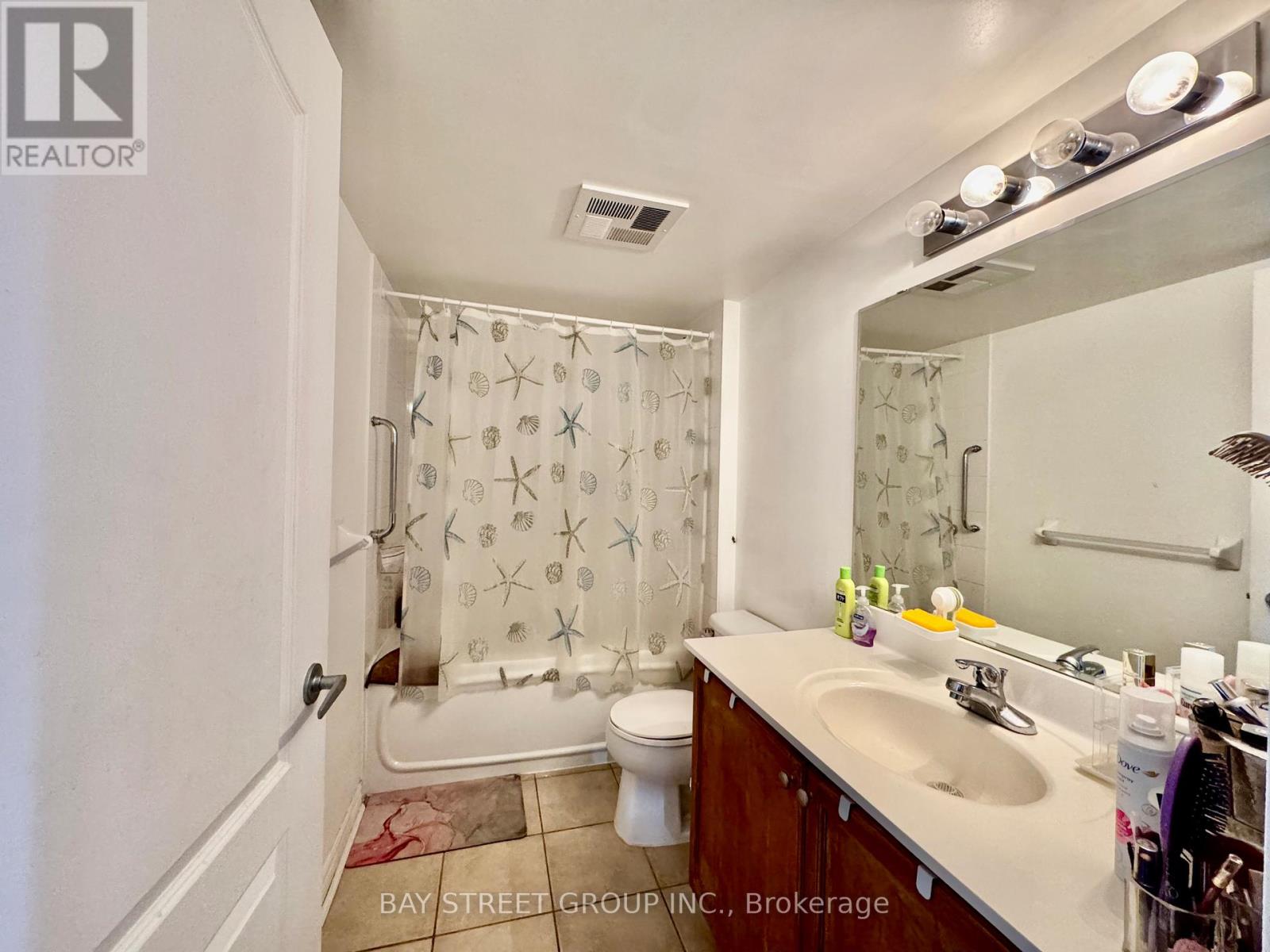 1007 - 4080 Living Arts Drive, Mississauga, Ontario  L5B 4M8 - Photo 8 - W12195017