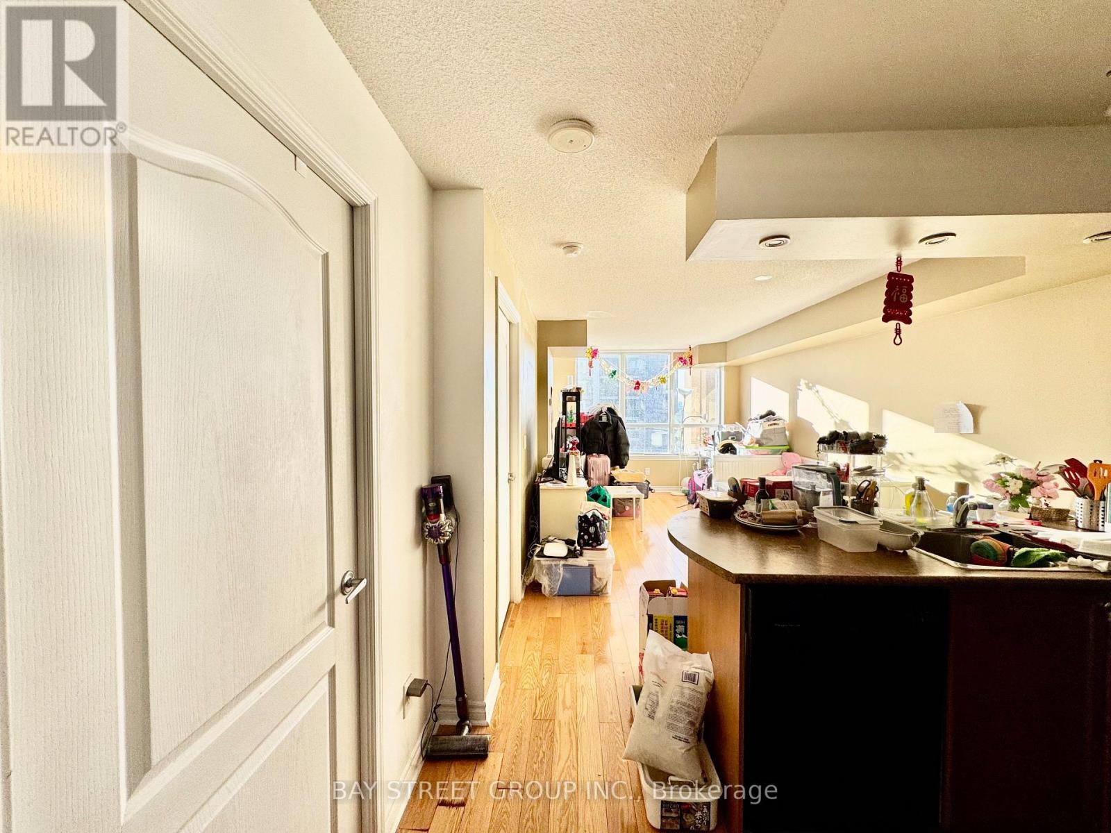 1007 - 4080 Living Arts Drive, Mississauga, Ontario  L5B 4M8 - Photo 19 - W12195017