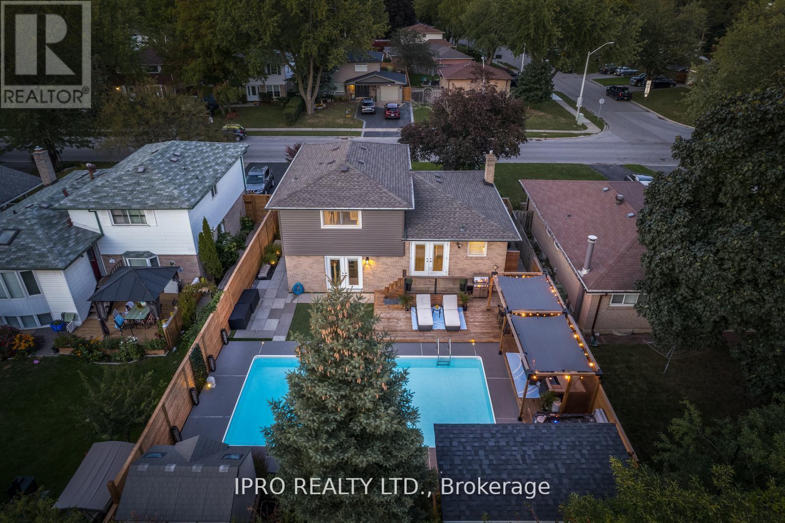 132 Bartley Bull Parkway, Brampton (Brampton East), Ontario  L6W 2J9 - Photo 44 - W12195078