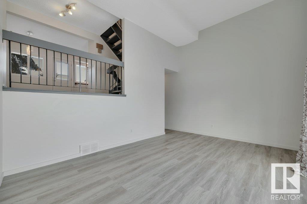 11904 145 Av Nw, Edmonton, Alberta  T5X 1T6 - Photo 9 - E4429701