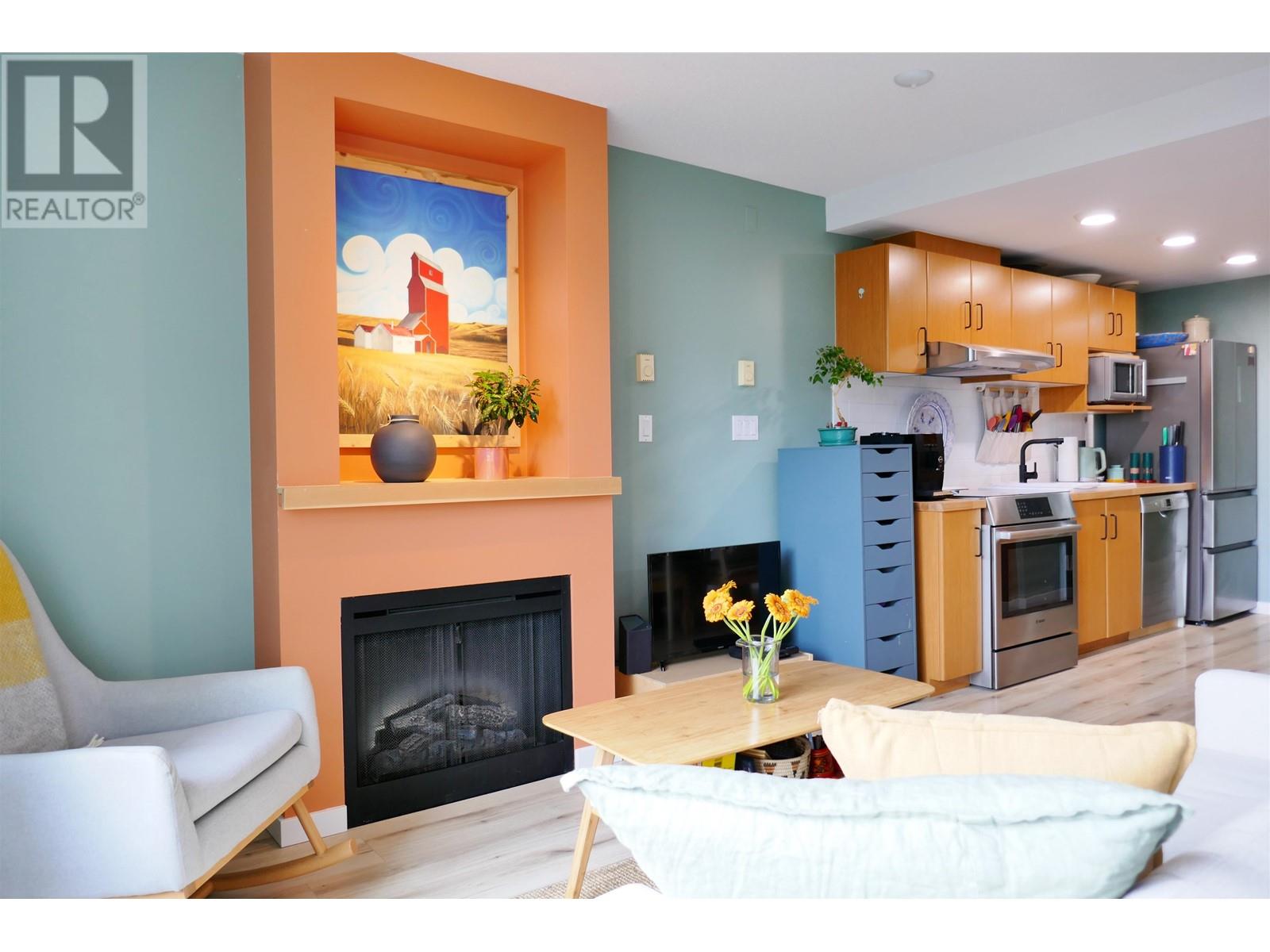 309 9298 University Crescent, Burnaby, British Columbia  V5A 4X8 - Photo 9 - R2975123