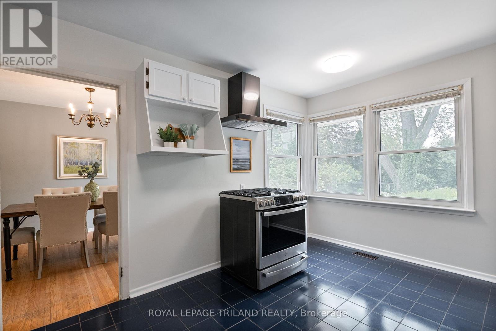 1631 Kathryn Drive, London North, Ontario  N6G 2R7 - Photo 12 - X12194735