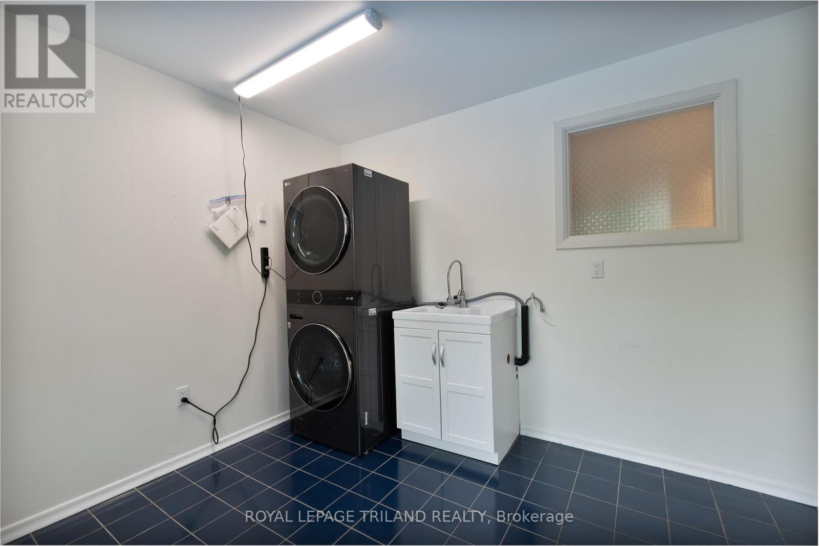 1631 Kathryn Drive, London North, Ontario  N6G 2R7 - Photo 16 - X12194735