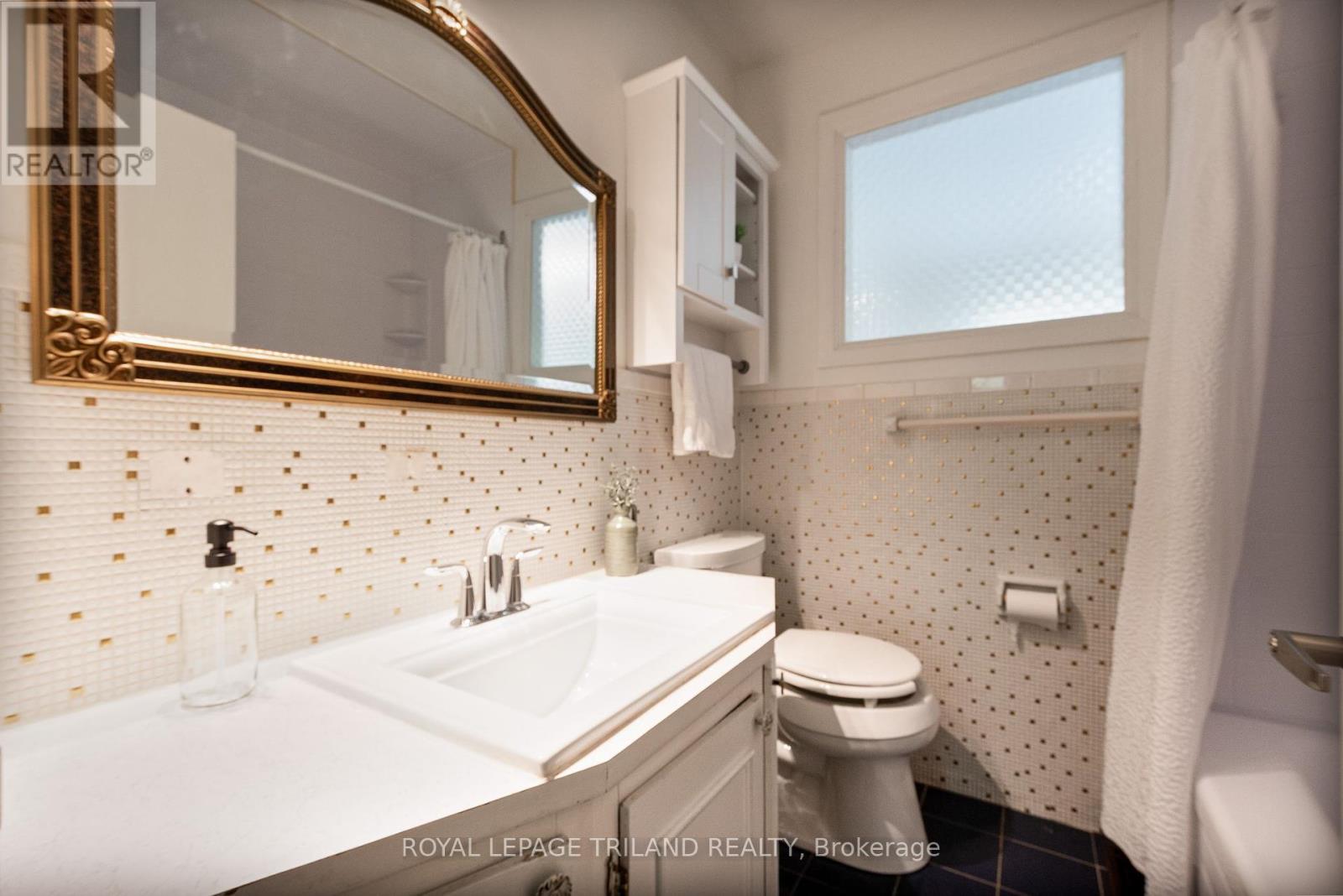 1631 Kathryn Drive, London North, Ontario  N6G 2R7 - Photo 19 - X12194735