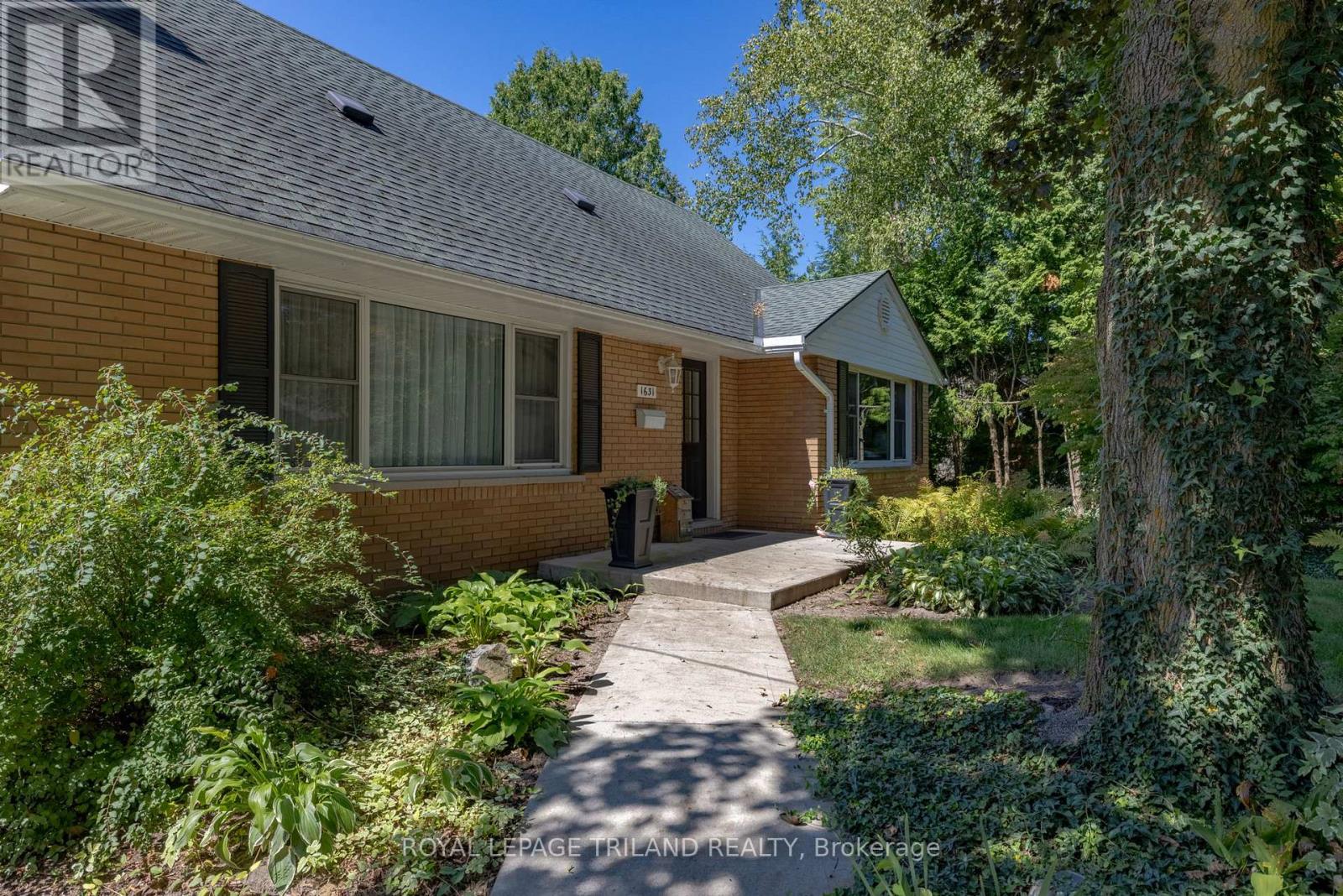 1631 Kathryn Drive, London North, Ontario  N6G 2R7 - Photo 5 - X12194735