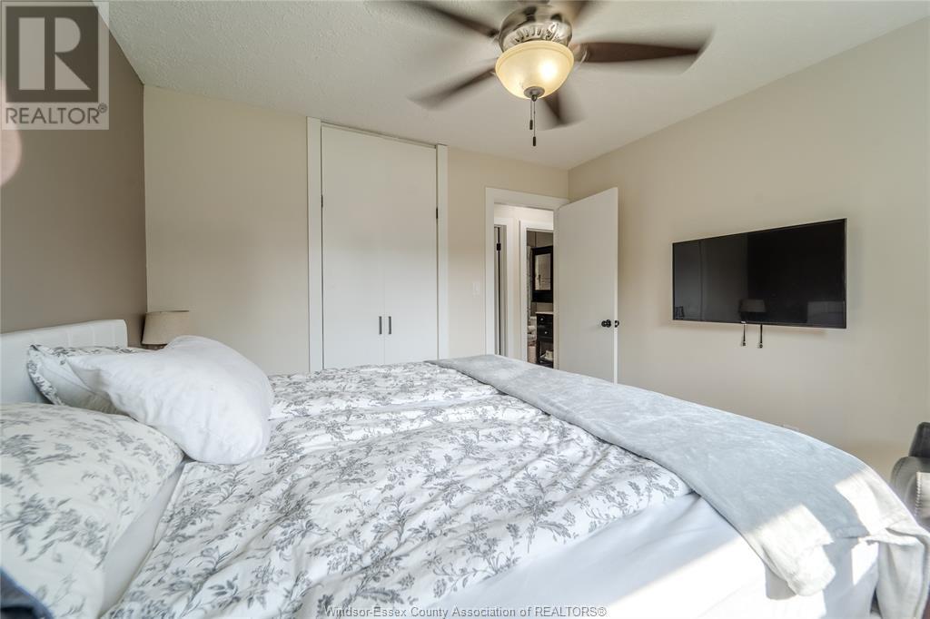 127 Brighton, Tecumseh, Ontario  N8N 2L2 - Photo 12 - 25014120