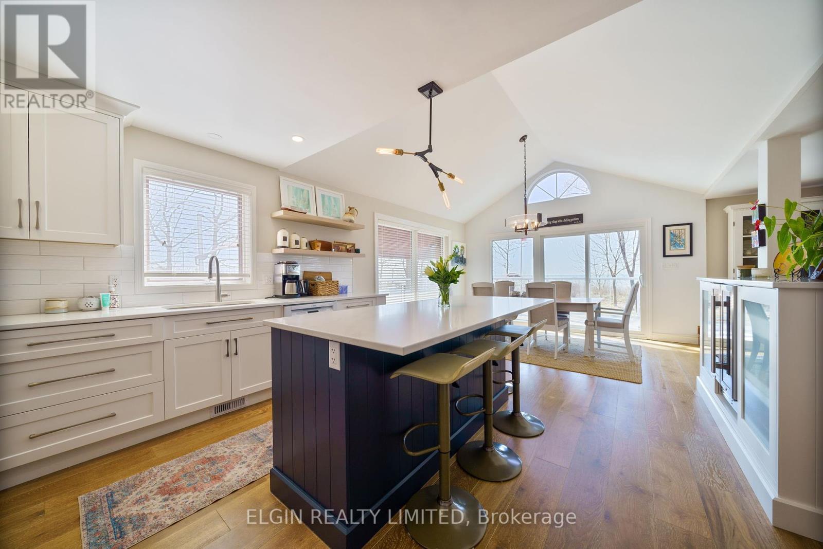 547 West Edith Cavell Boulevard, Central Elgin, Ontario  N5L 1G8 - Photo 9 - X12194783