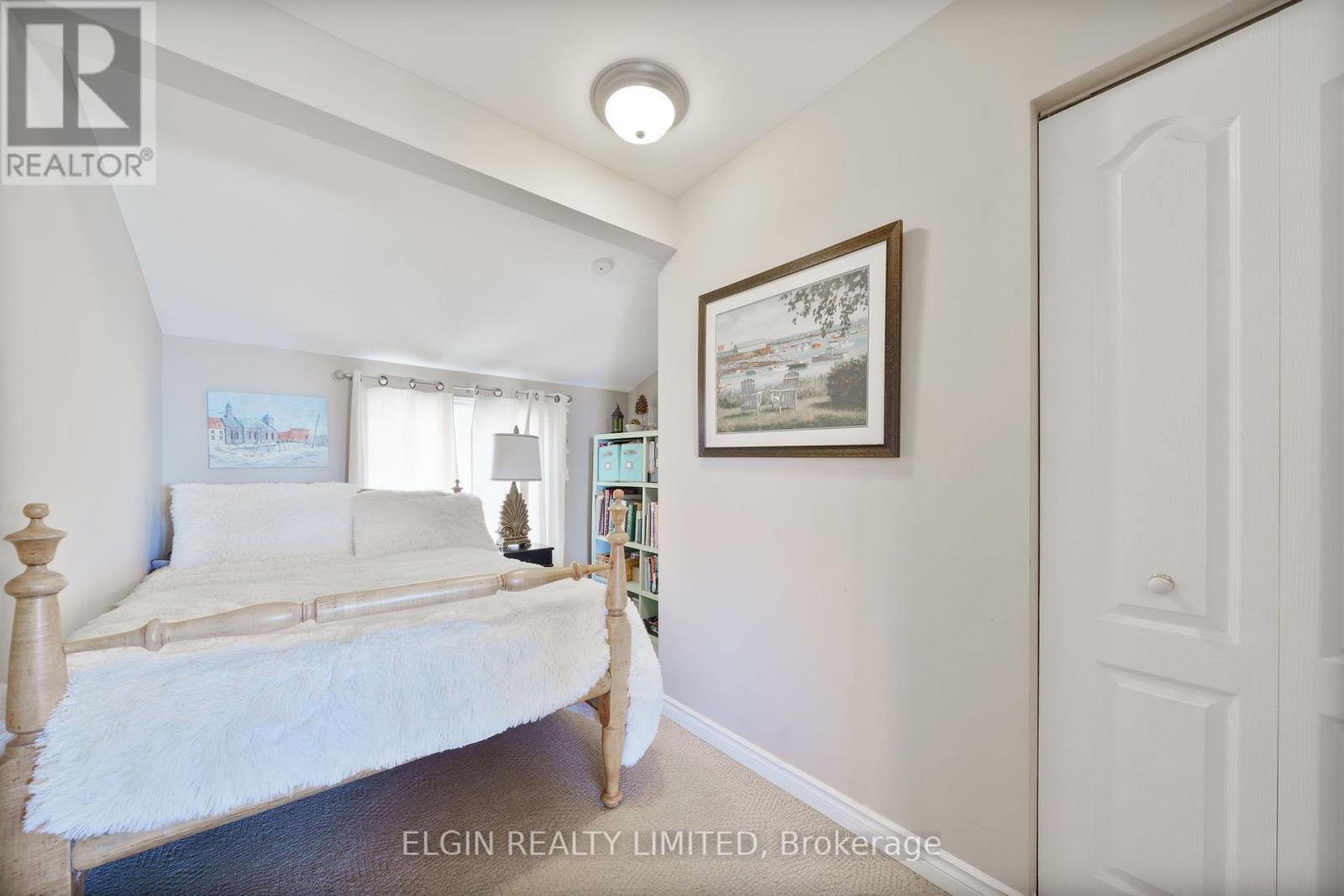 547 West Edith Cavell Boulevard, Central Elgin, Ontario  N5L 1G8 - Photo 16 - X12194783
