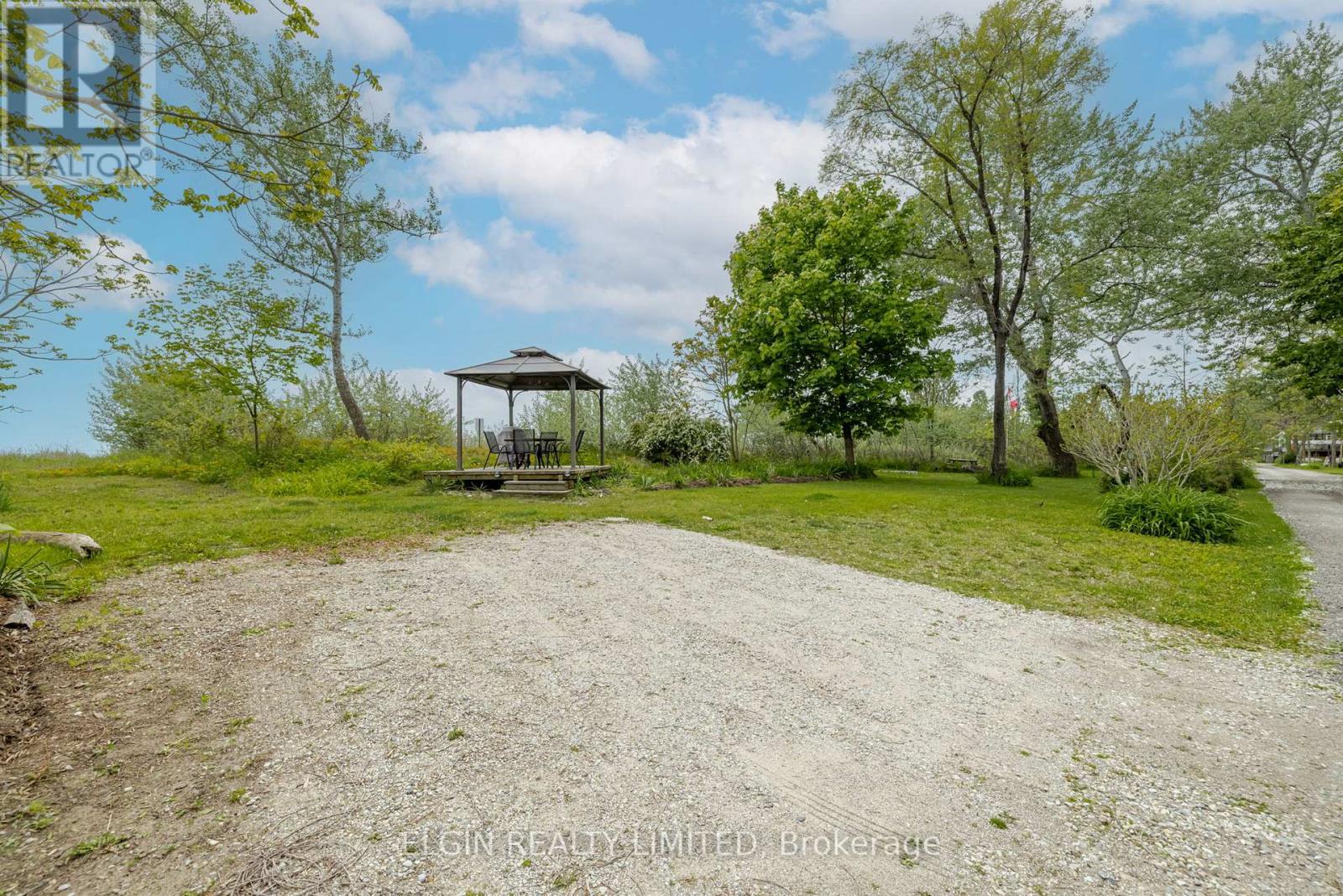 547 West Edith Cavell Boulevard, Central Elgin, Ontario  N5L 1G8 - Photo 42 - X12194783