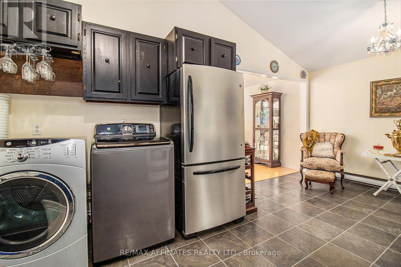 571 Rideau River Road, Montague, Ontario  K0G 1N0 - Photo 14 - X12194710