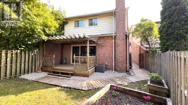 1827 Aldersbrook Gate, London North, Ontario  N6G 3M4 - Photo 28 - X12194816