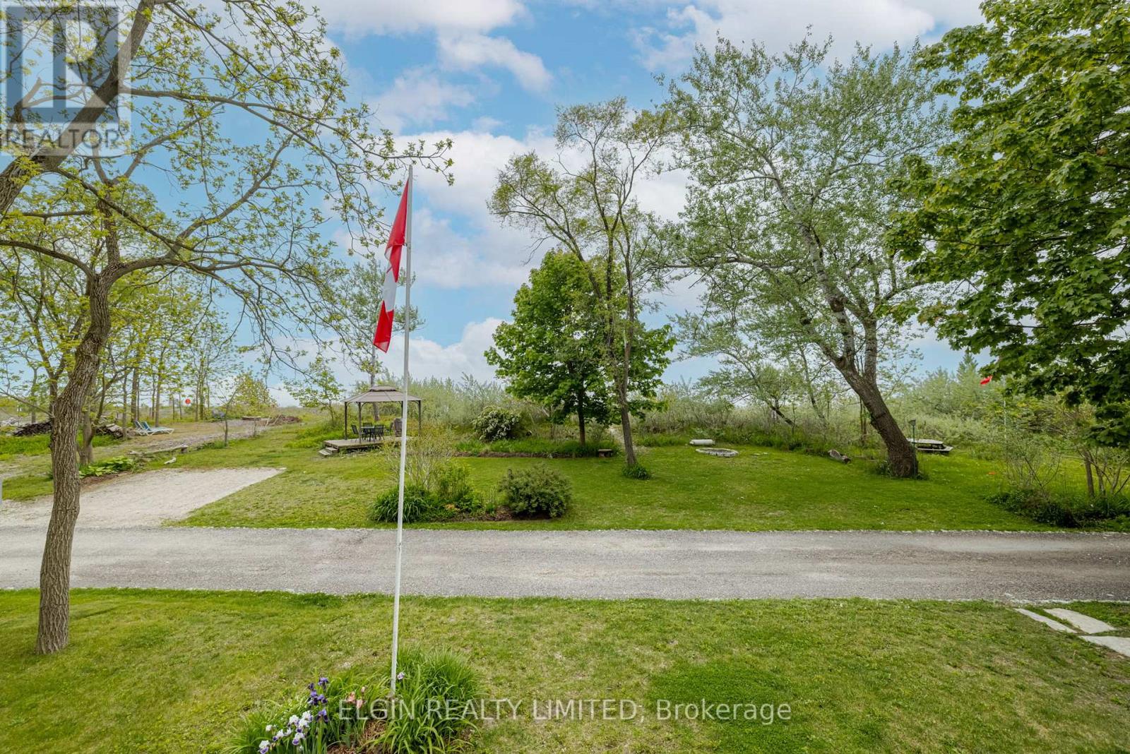 547 West Edith Cavell Boulevard, Central Elgin, Ontario  N5L 1G8 - Photo 47 - X12194783