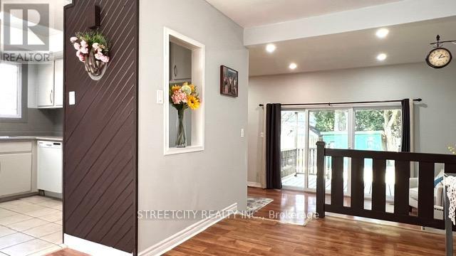 1827 Aldersbrook Gate, London North, Ontario  N6G 3M4 - Photo 4 - X12194816