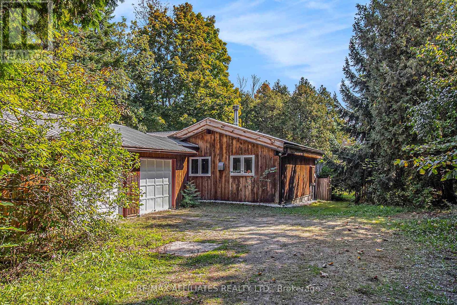 571 Rideau River Road, Montague, Ontario  K0G 1N0 - Photo 22 - X12194710