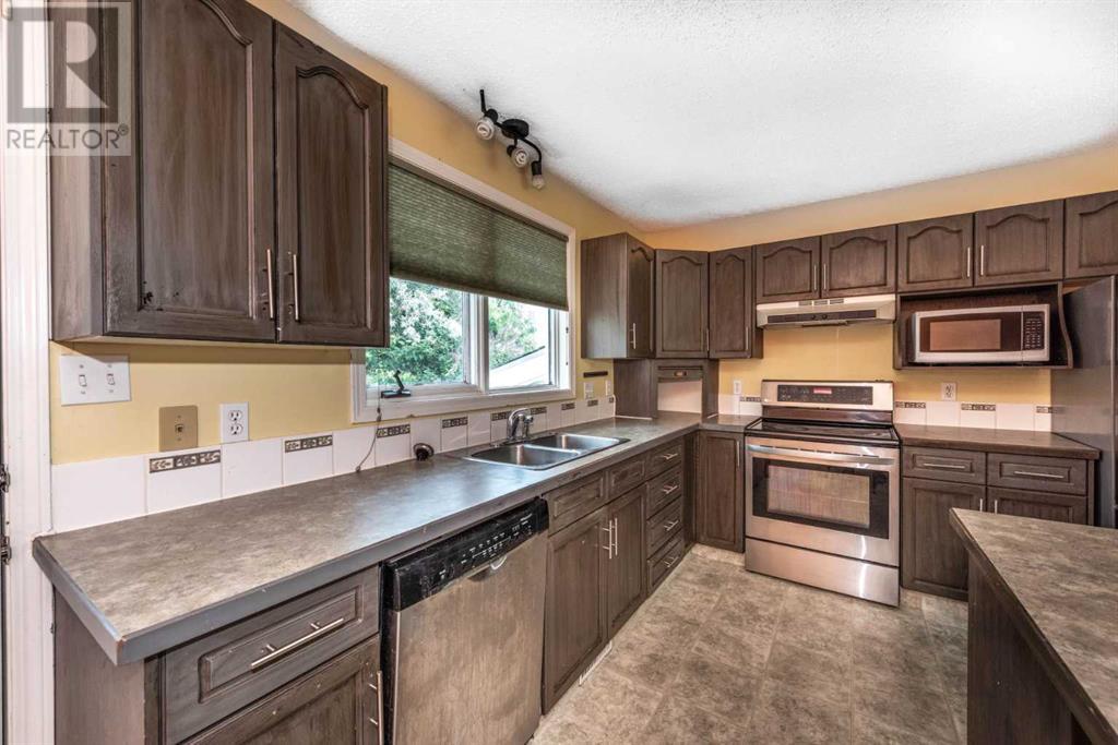 607 Parkland Drive, Brooks, Alberta  T1R 0M5 - Photo 10 - A2227585