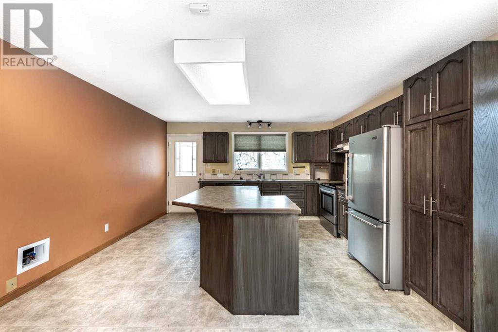 607 Parkland Drive, Brooks, Alberta  T1R 0M5 - Photo 8 - A2227585