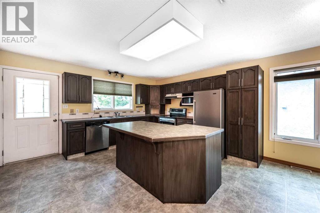 607 Parkland Drive, Brooks, Alberta  T1R 0M5 - Photo 7 - A2227585