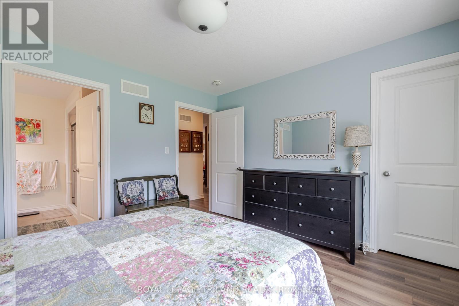 31 Acorn Trail, St. Thomas, Ontario  N5R 0H5 - Photo 18 - X12194920