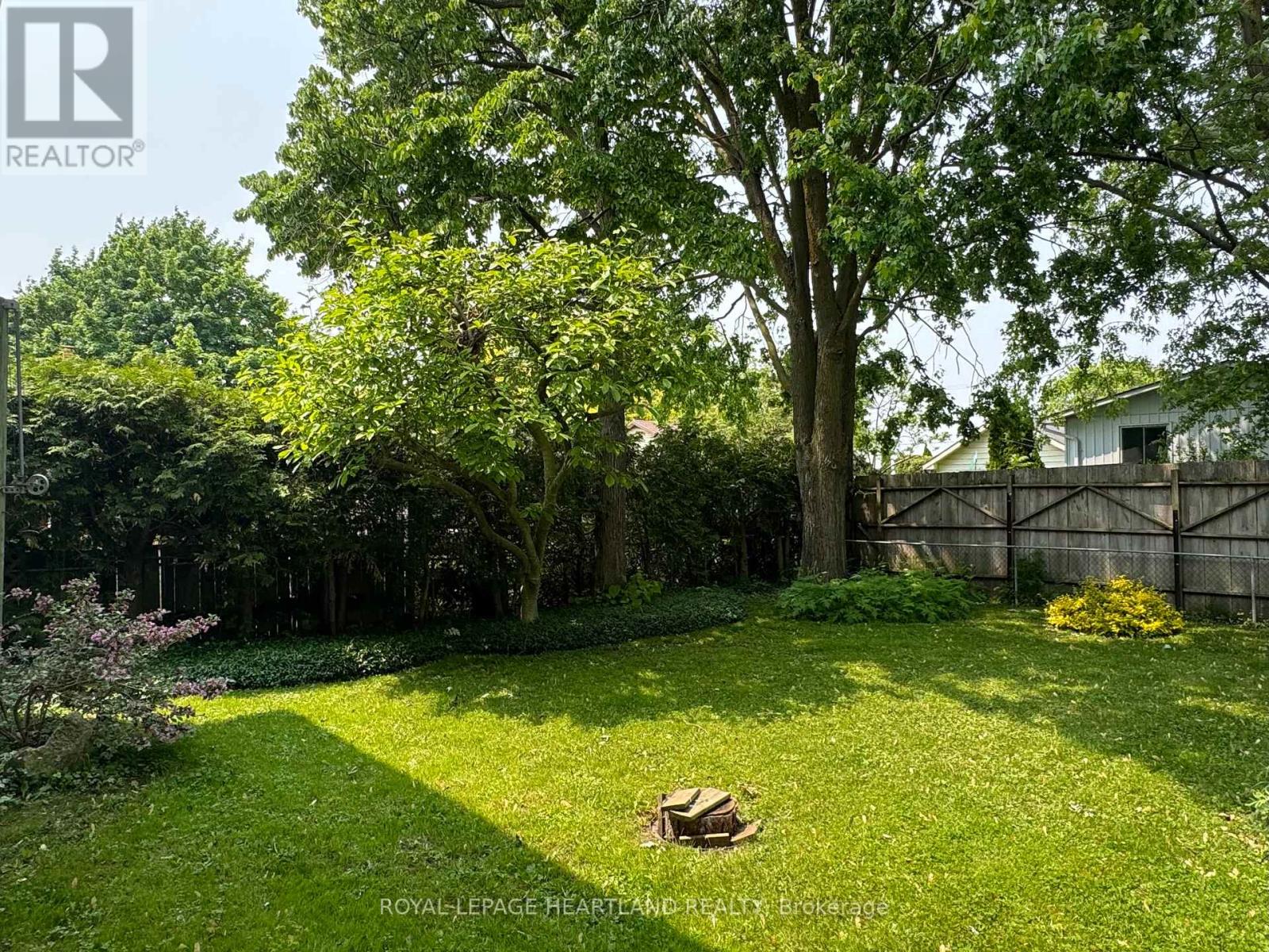 72 Thomas Street, South Huron (Exeter), Ontario  N0M 1S2 - Photo 43 - X12195021