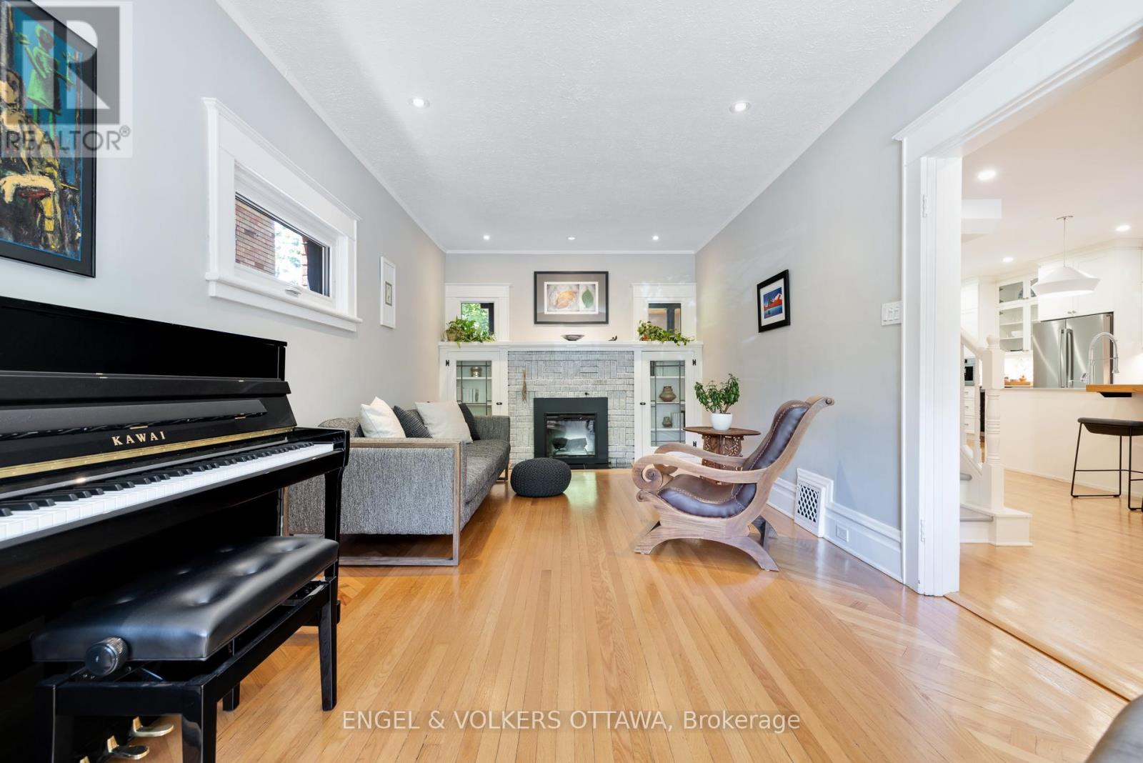 407 Third Avenue, Ottawa, Ontario  K1S 2K6 - Photo 18 - X12195028