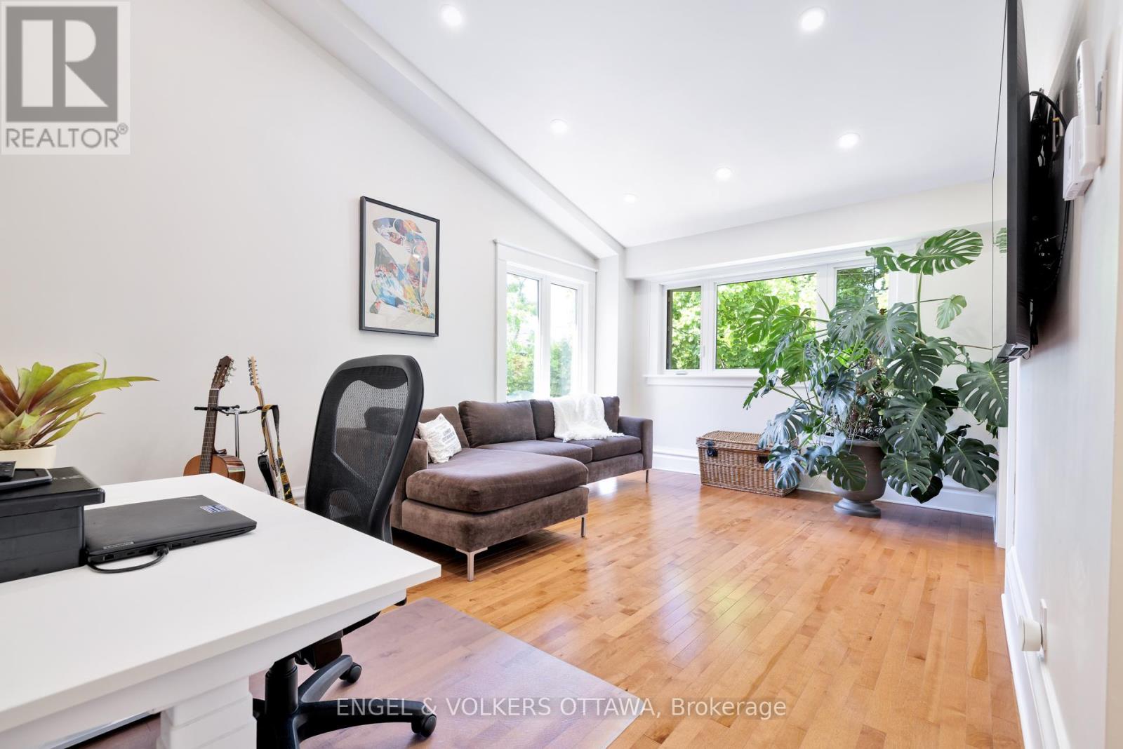 407 Third Avenue, Ottawa, Ontario  K1S 2K6 - Photo 23 - X12195028
