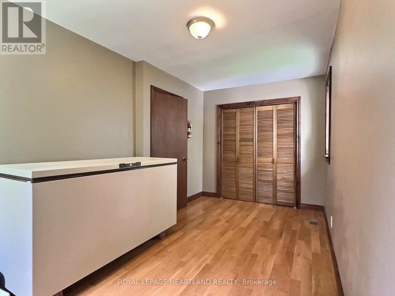 72 Thomas Street, South Huron (Exeter), Ontario  N0M 1S2 - Photo 32 - X12195021