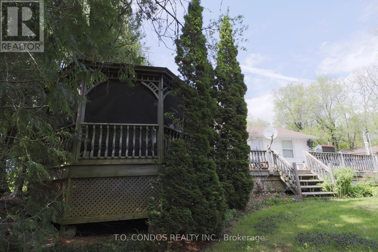 688 North Shore Drive E, Otonabee-South Monaghan, Ontario  K0L 1B0 - Photo 37 - X12193406
