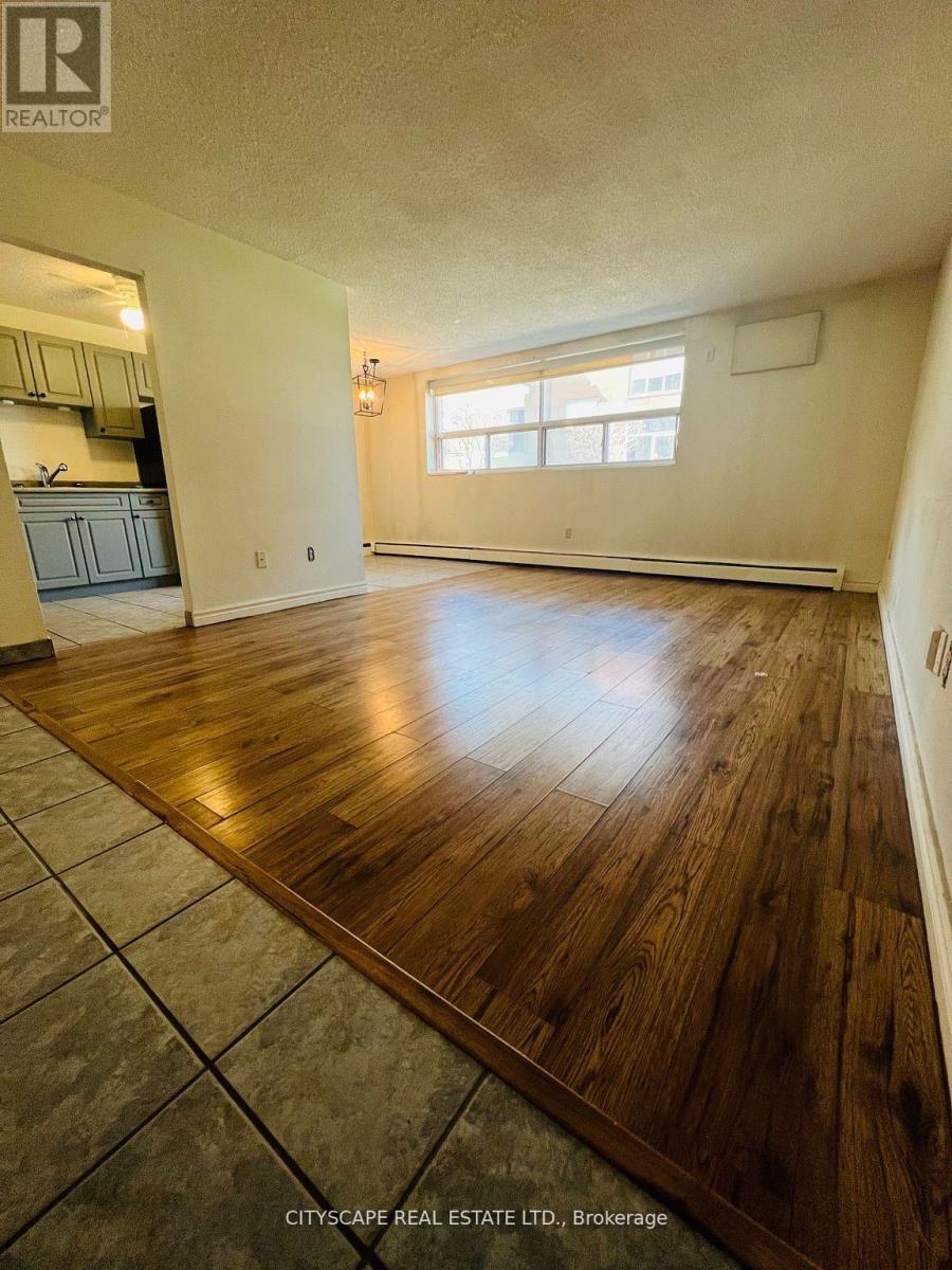 104 - 242 Oakdale Avenue, St. Catharines, Ontario  L2P 3K5 - Photo 10 - X12159384