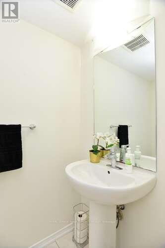 244 Esther Crescent, Thorold (Hurricane/merrittville), Ontario  L3B 0H1 - Photo 25 - X12194688