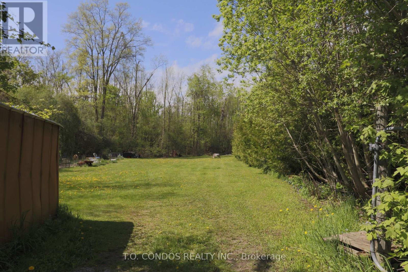 692 North Shore Drive E, Otonabee-South Monaghan, Ontario  K0L 1B0 - Photo 6 - X12194094