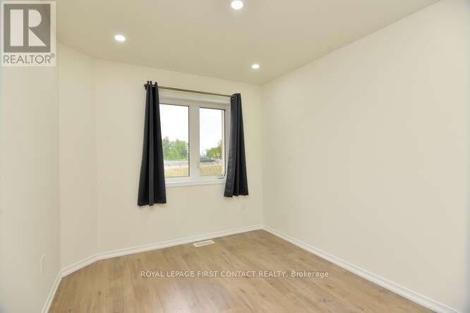 244 Esther Crescent, Thorold (Hurricane/merrittville), Ontario  L3B 0H1 - Photo 36 - X12194688