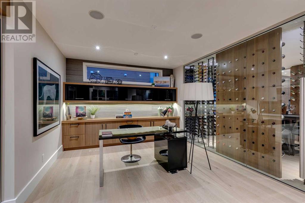 Property at 846 Rideau Road SW image 5