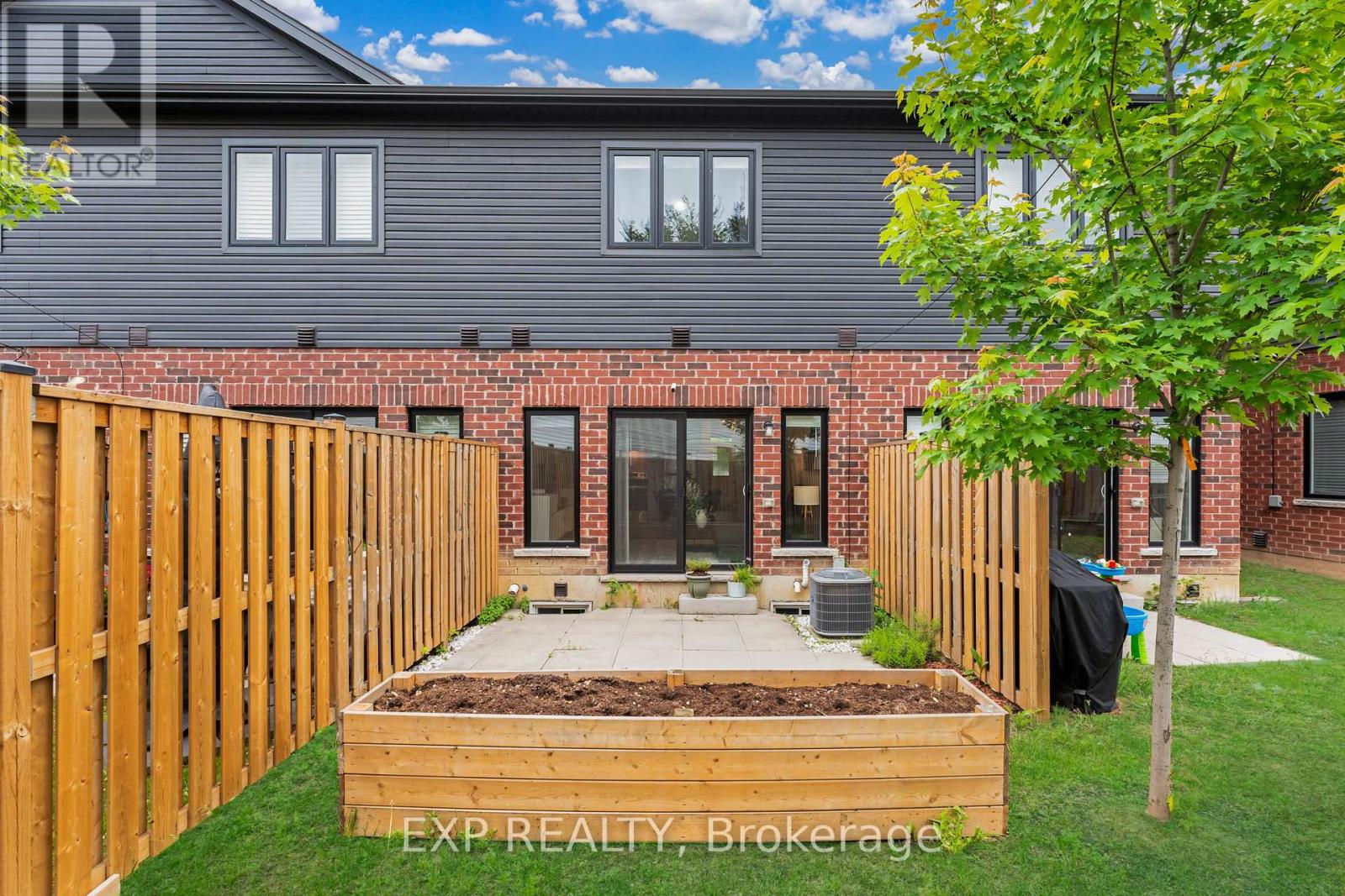 53 Gibson Avenue, Hamilton, Ontario  L8L 6J7 - Photo 28 - X12194743