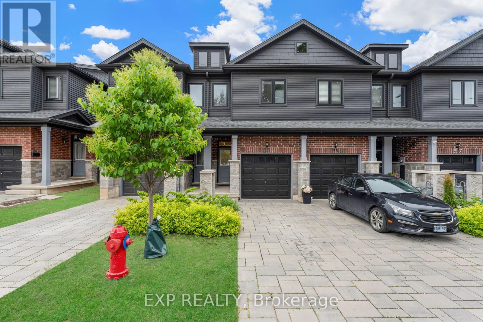 53 Gibson Avenue, Hamilton, Ontario  L8L 6J7 - Photo 3 - X12194743