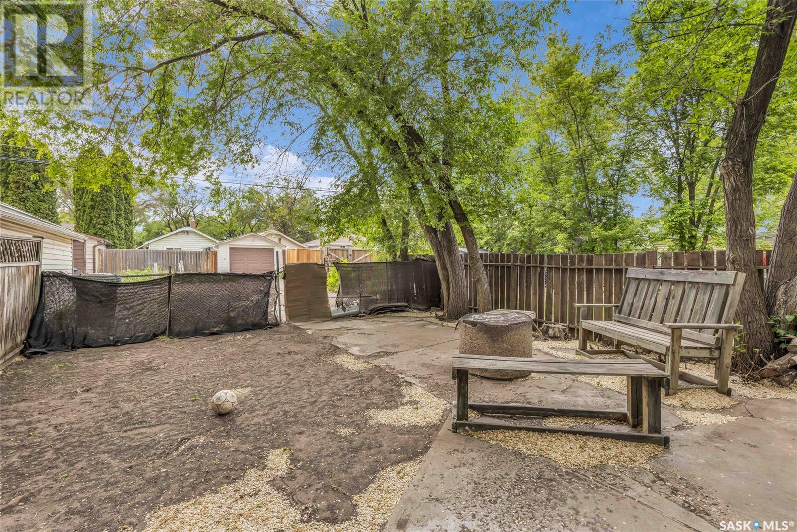 1227 C Avenue N, Saskatoon, Saskatchewan  S7K 1L6 - Photo 17 - SK008026