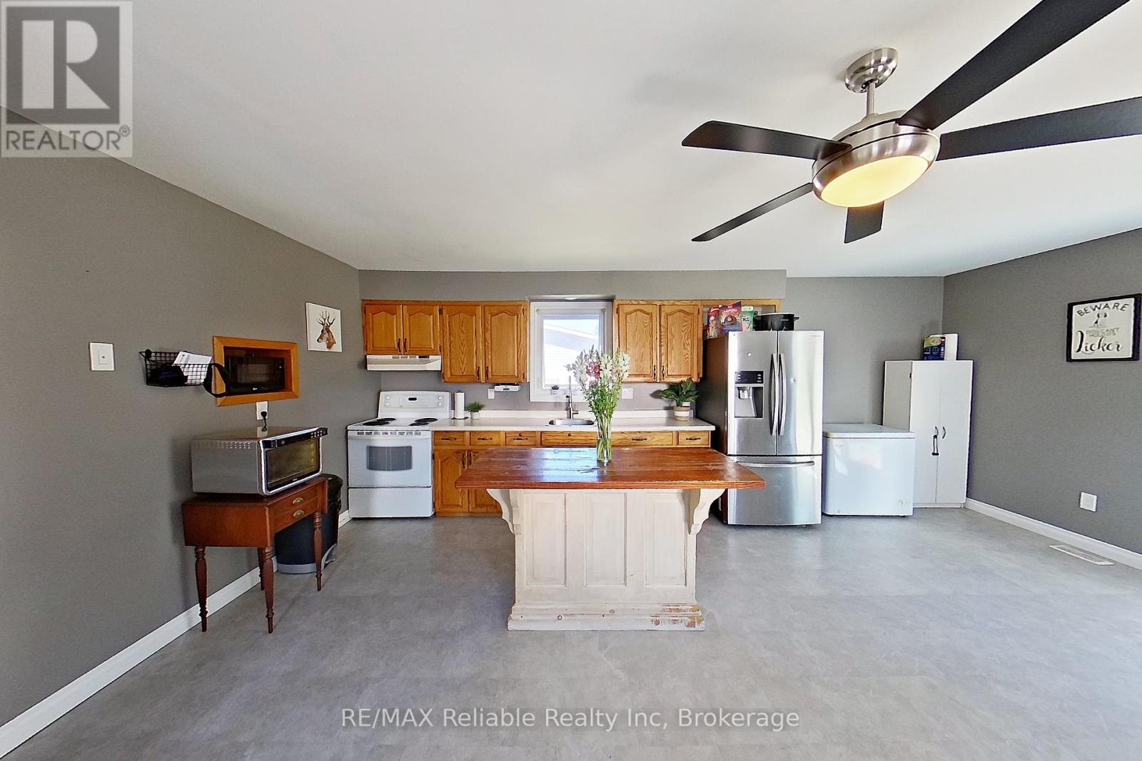 15 Mary Street, Bluewater, Ontario  N0M 2T0 - Photo 17 - X12156281