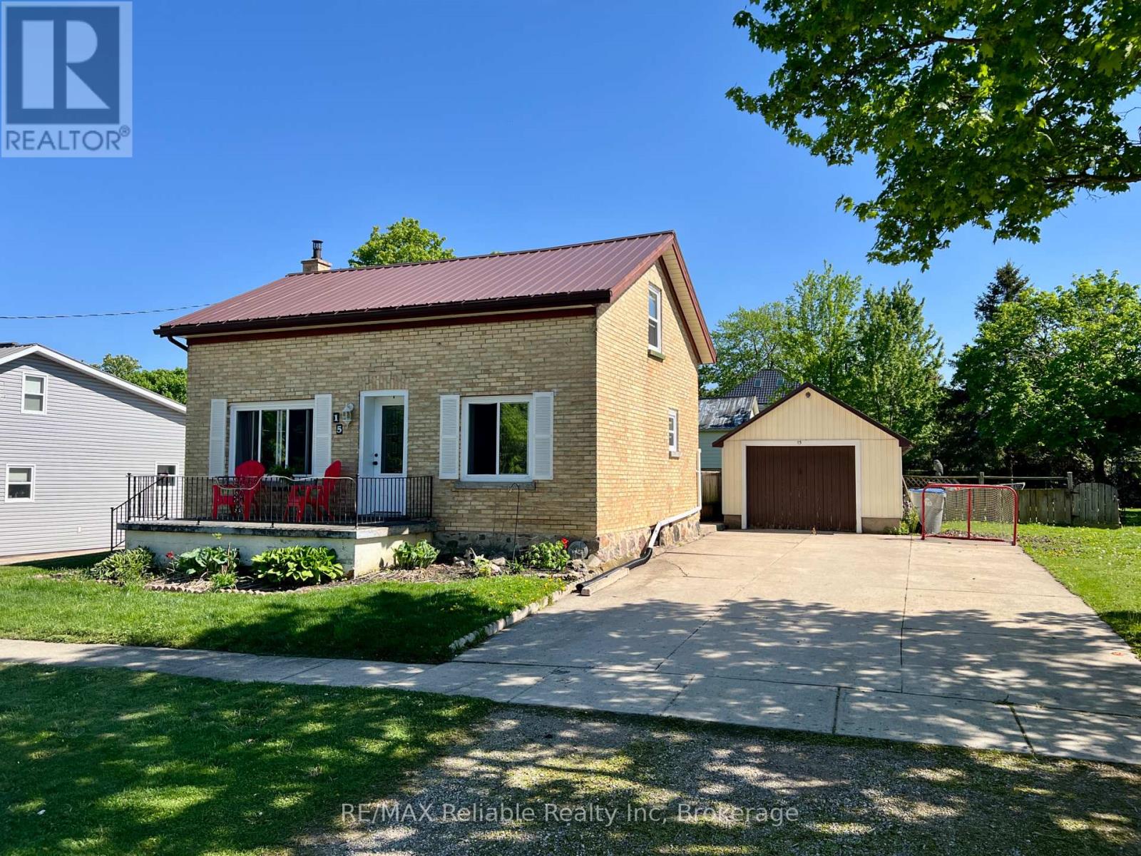 15 Mary Street, Bluewater, Ontario  N0M 2T0 - Photo 3 - X12156281