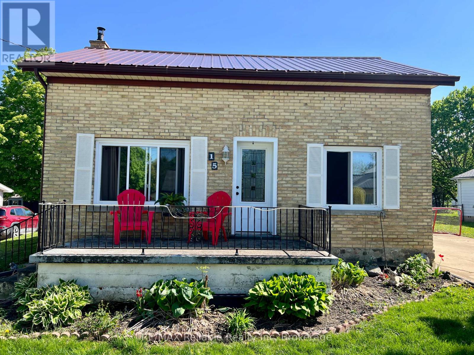 15 Mary Street, Bluewater, Ontario  N0M 2T0 - Photo 8 - X12156281