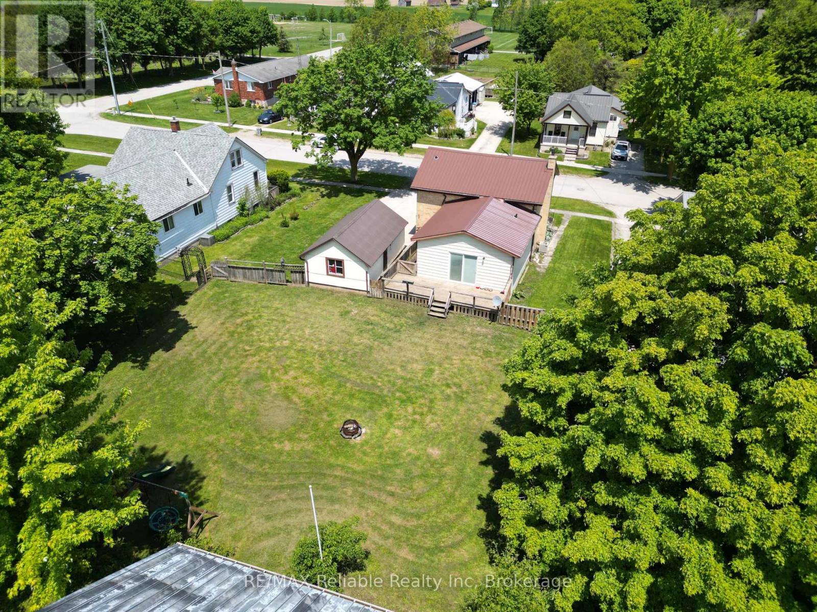 15 Mary Street, Bluewater, Ontario  N0M 2T0 - Photo 49 - X12156281