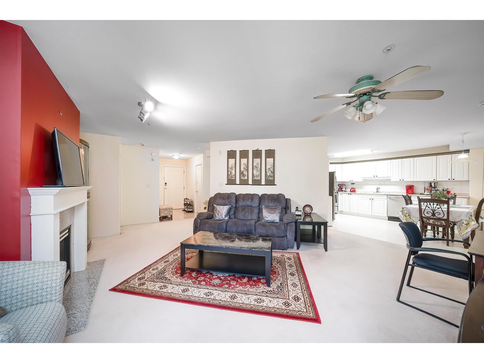 212 9626 148 STREET, surrey, British Columbia