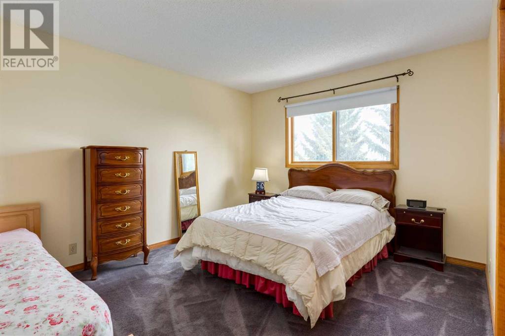 131 Hawkview Manor Place Nw, Calgary, Alberta  T3G 2Z5 - Photo 33 - A2226780