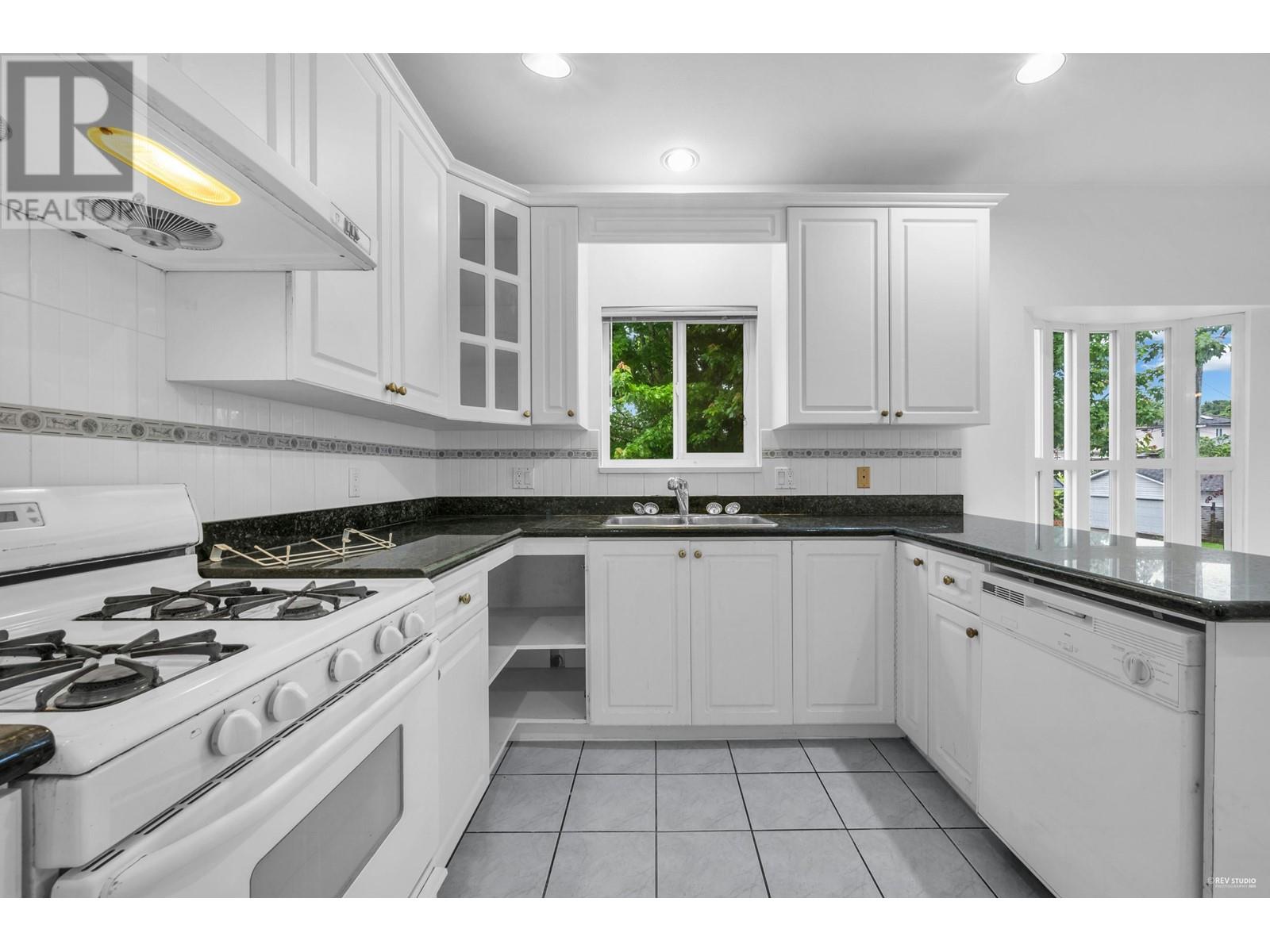 3190 Grant Street, Vancouver, British Columbia  V5K 3H9 - Photo 30 - R3002158