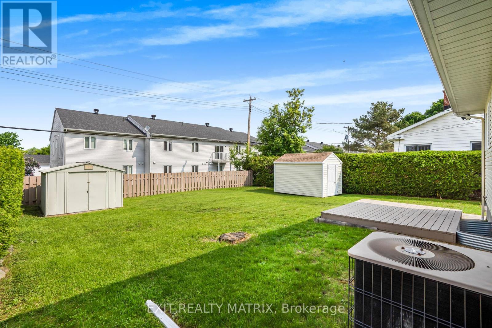 804 Cartier Boulevard, Hawkesbury, Ontario  K6A 1W7 - Photo 4 - X12195522